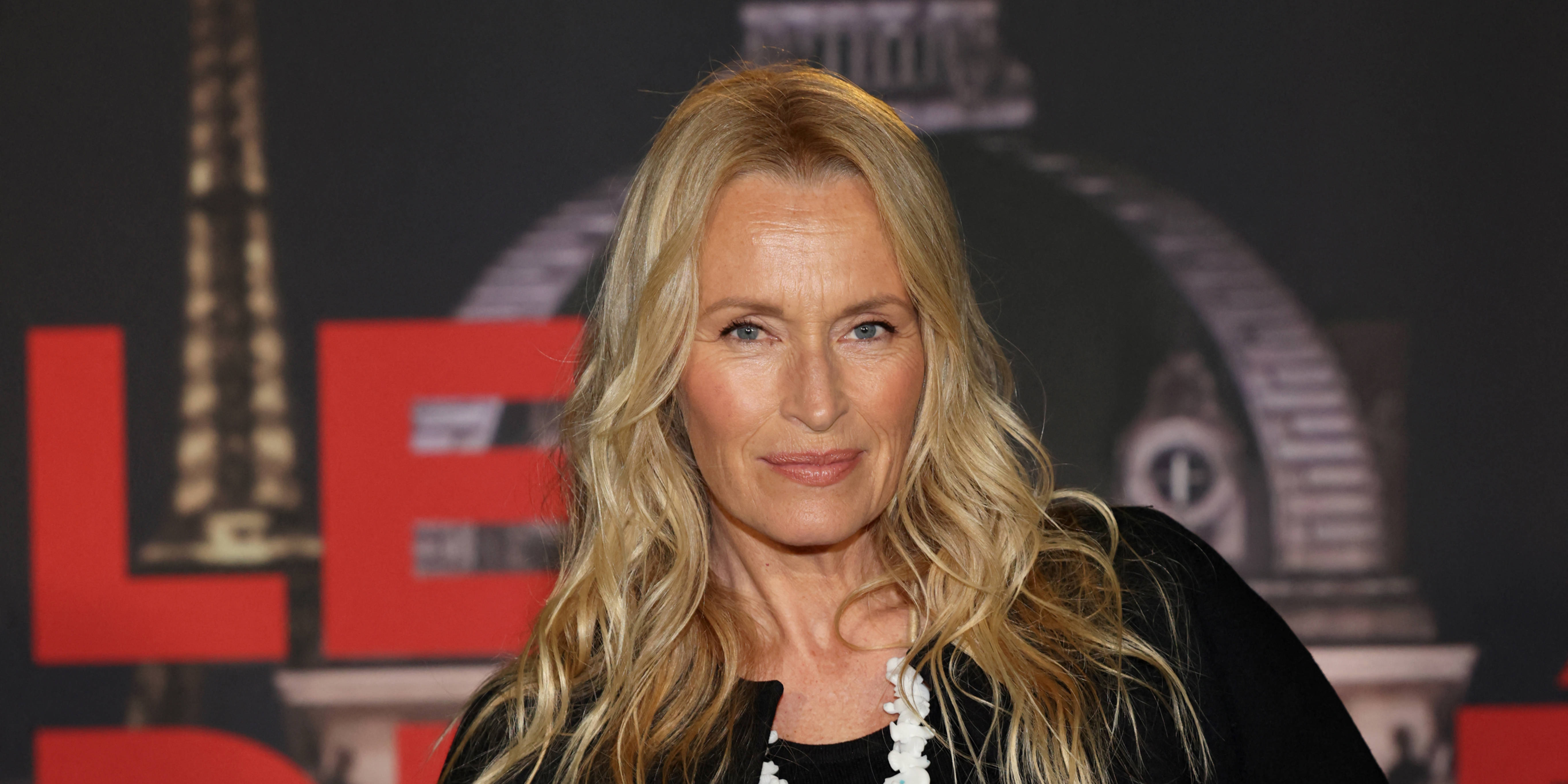 https://cdn-europe1.lanmedia.fr/var/europe1/storage/images/europe1/people/estelle-lefebure-furieuse-pourquoi-elle-reclame-plusieurs-milliers-deuros-et-saisit-la-justcie-4235851/61309510-1-fre-FR/Estelle-Lefebure-furieuse-pourquoi-elle-reclame-plusieurs-milliers-d-euros-et-saisit-la-justcie.jpg