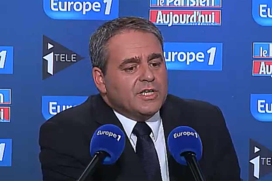 Bertrand ne se "lance pas dans la compétition"