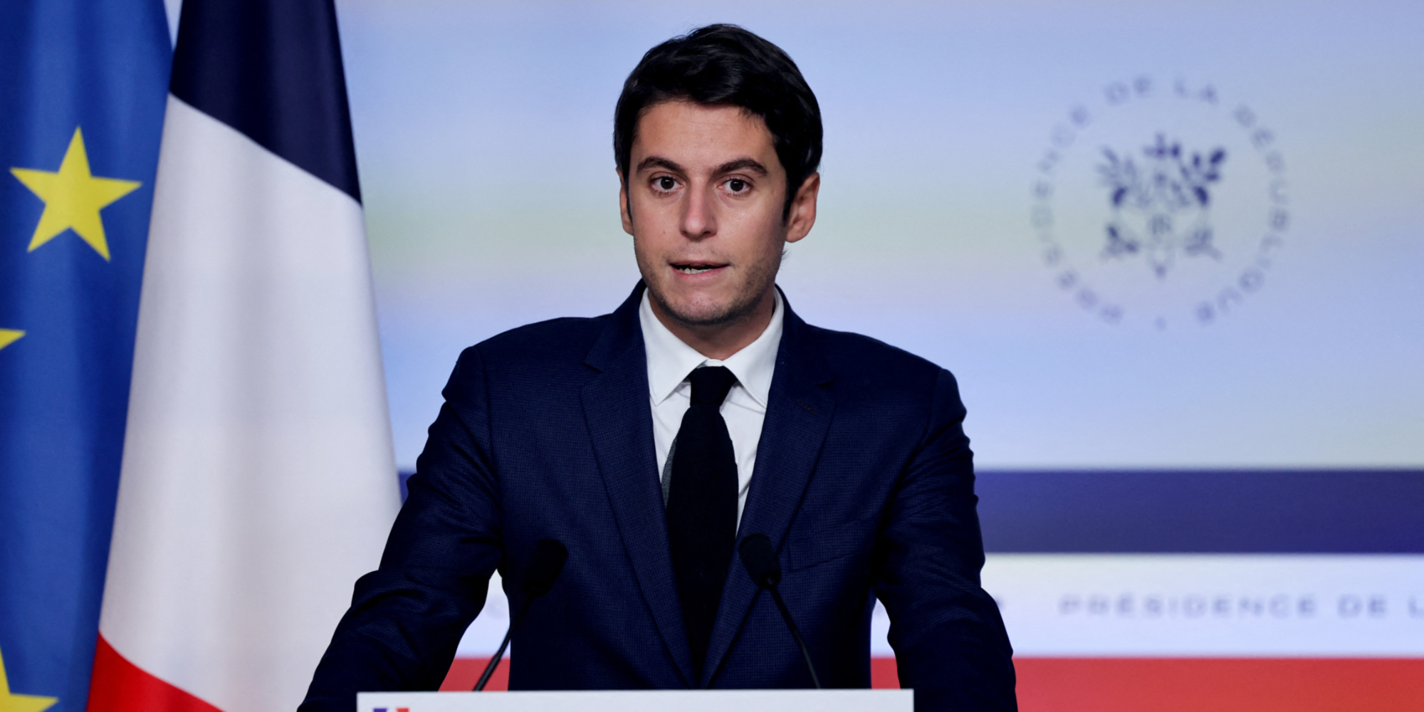 Государство габриэля. Премьер-министр франции сейчас. Габриэль атталь. Премьер-министр мануэль вальс. Премьер-министр франции в в 2001 году.