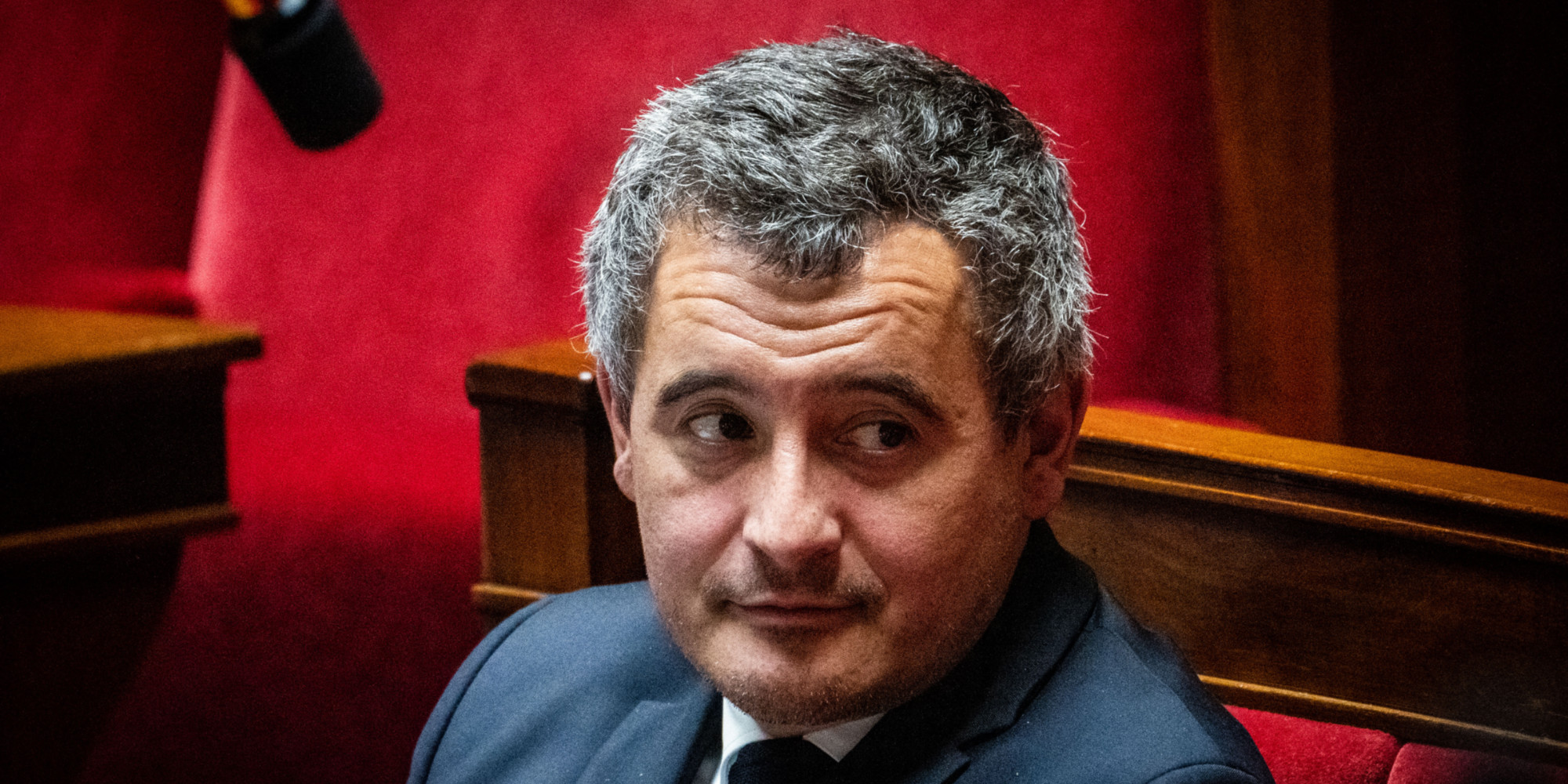 darmanin-wants-to-make-the-life-of-foreigners-subject-to-oqtf
