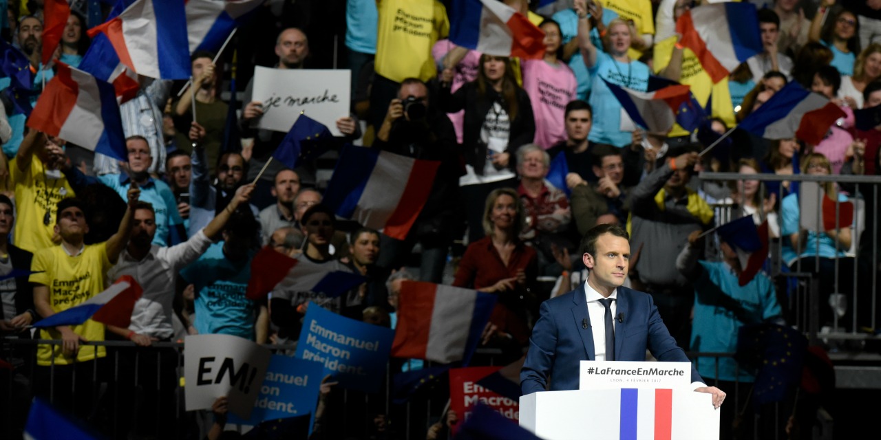 Emmanuel Macron invite en France chercheurs et entreprises ...