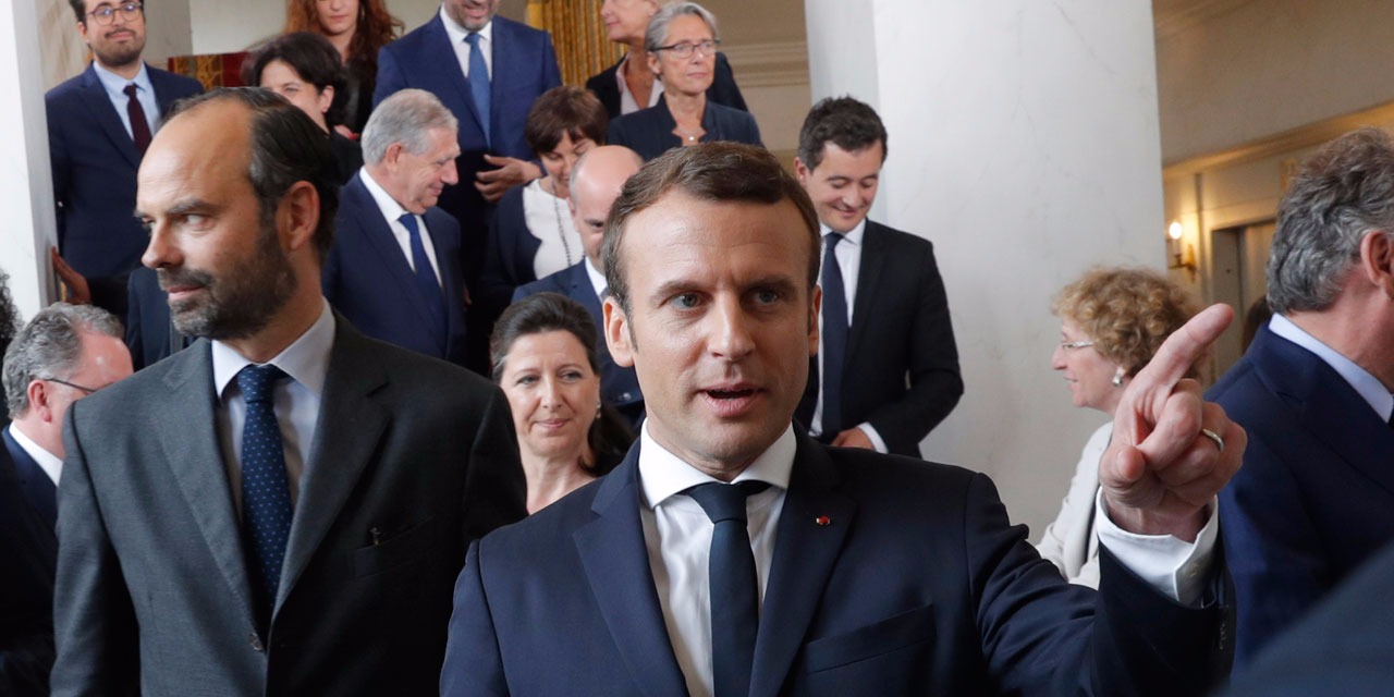 Emmanuel Macron Limite Par Decret La Taille Des Cabinets Ministeriels
