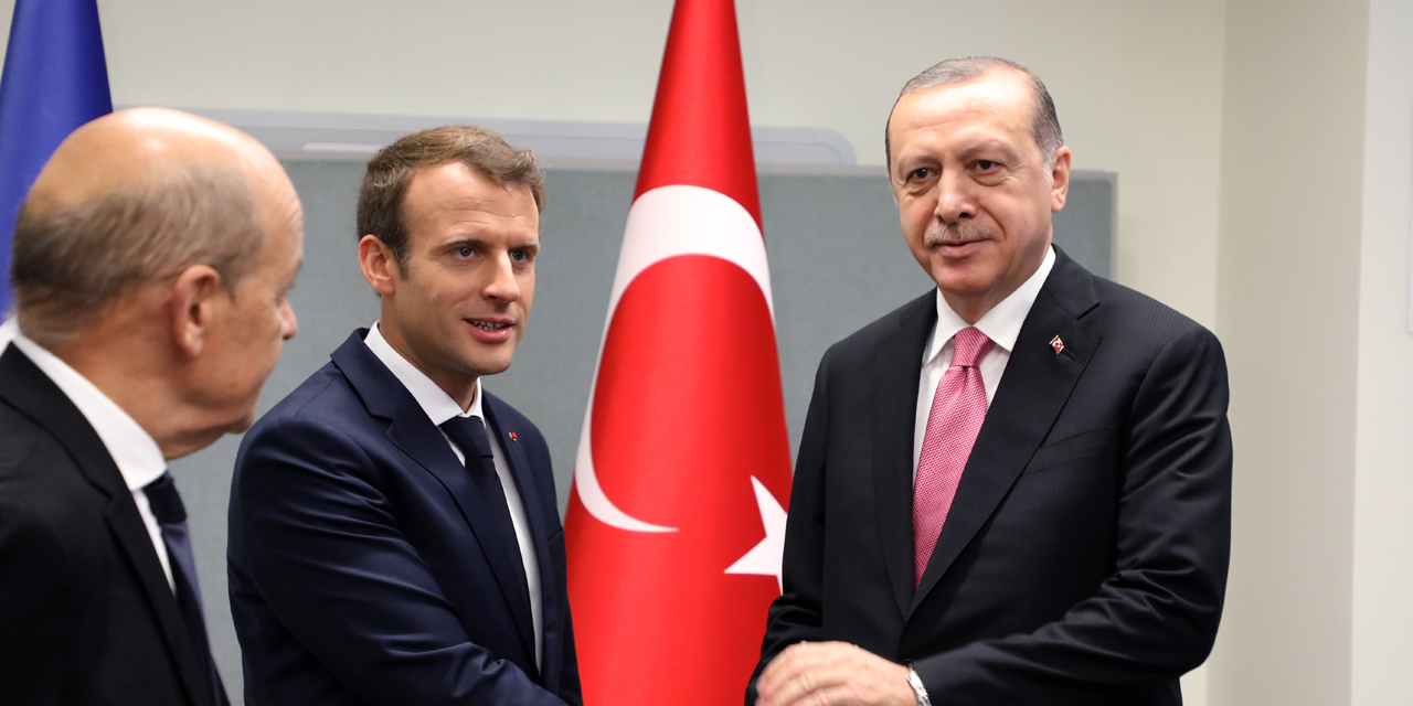 Emmanuel Macron Recoit Recep Tayyip Erdogan Pour Maintenir Le Dialogue Malgre Les Purges En Turquie