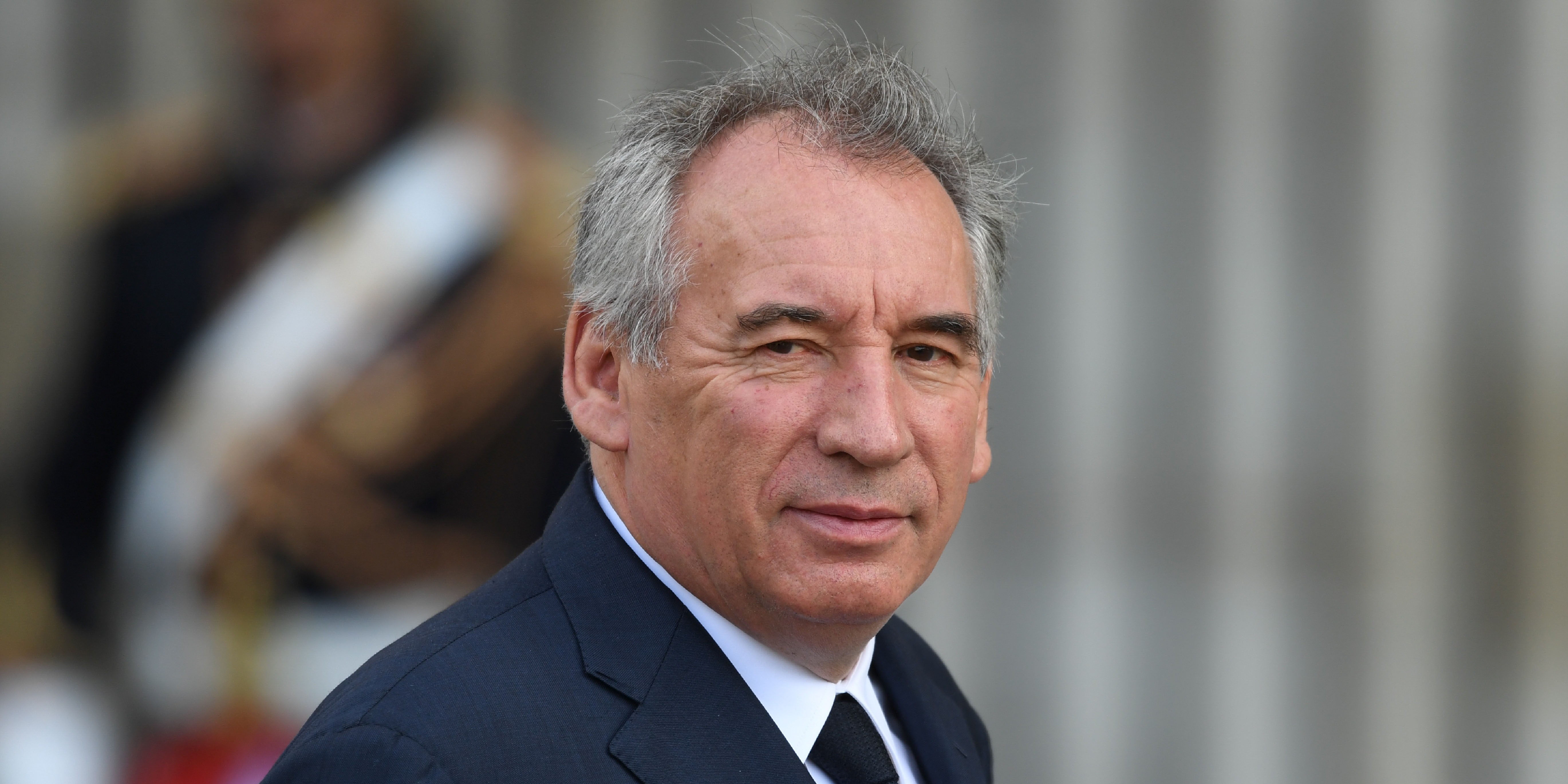 Avortement : François Bayrou prend ses distances avec la proposition de 