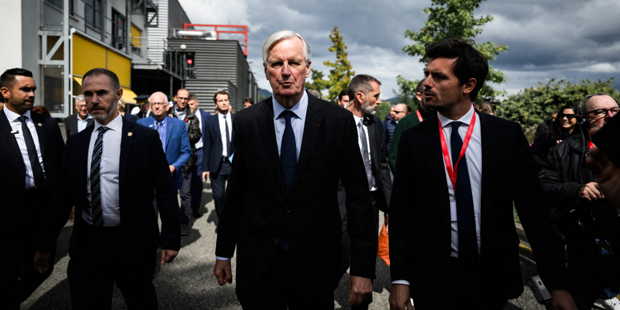 «Il n&rsquo;y a pas de domaines réservés» mais des «domaines partagés» dit Michel Barnier aux LR
