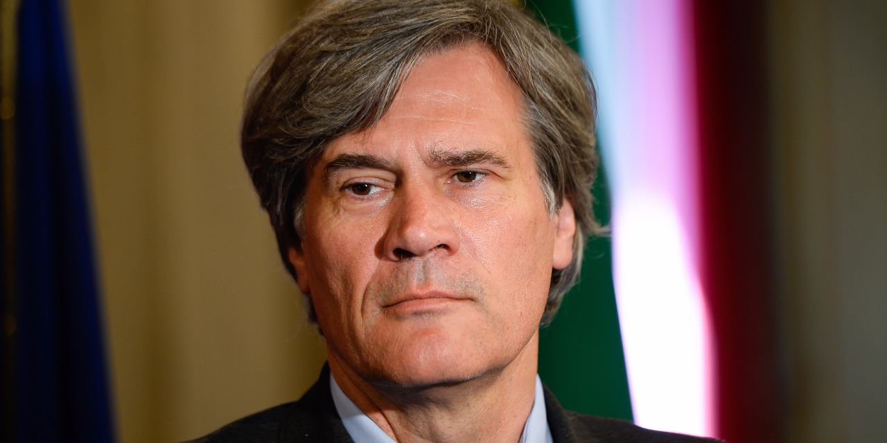 ISF : Stéphane Le Foll apporte son soutien à Emmanuel Macron