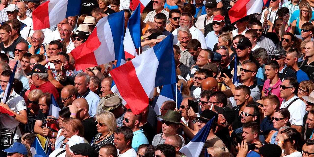 Citoyen Qui S Oppose Au Regime En Place