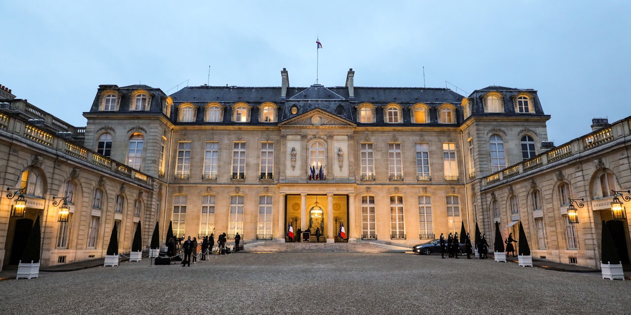 The Elysee Is Recruiting A New Adviser For National Communication Teller Report