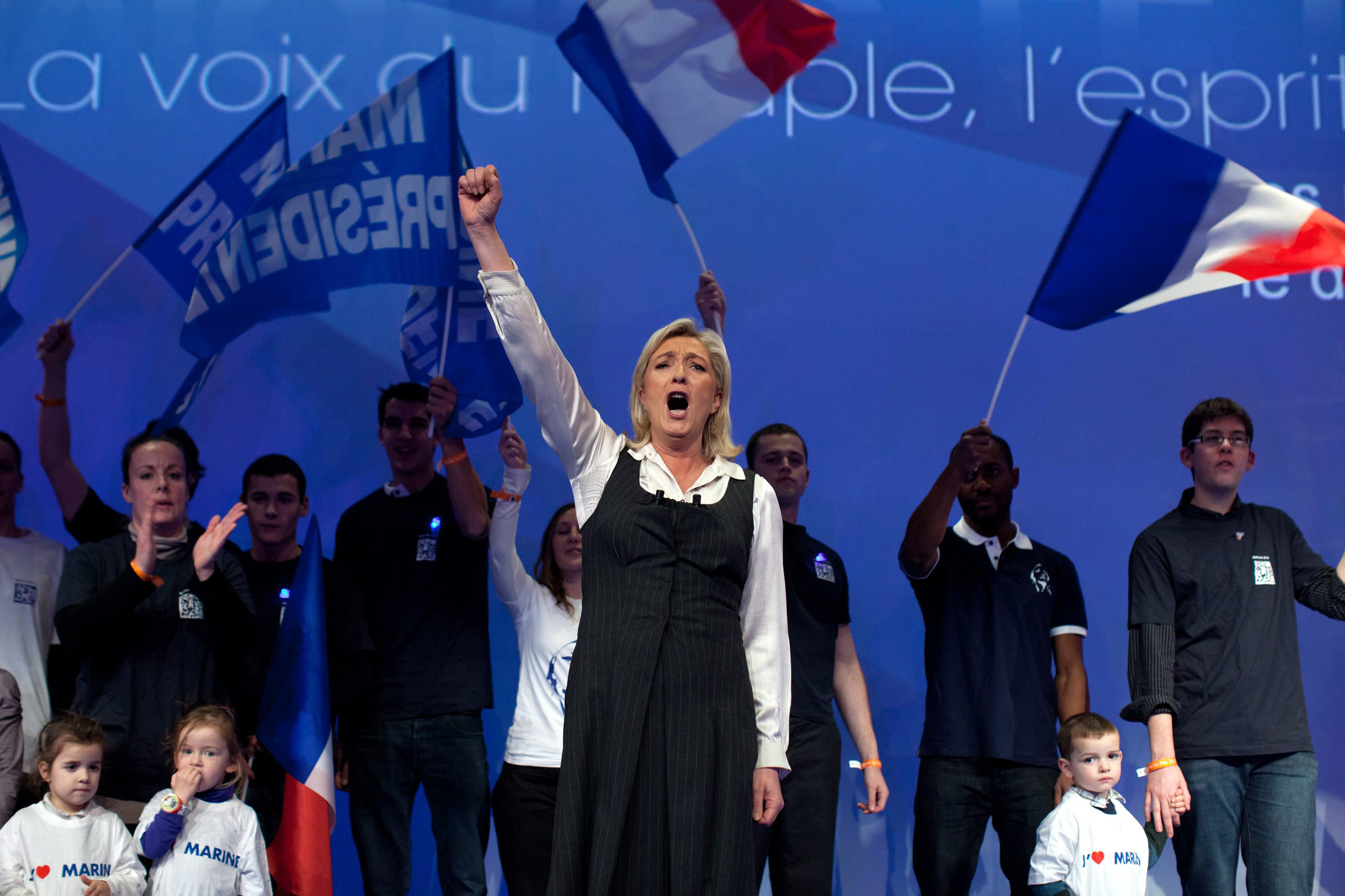 Marine Le Pen portée par les sondages