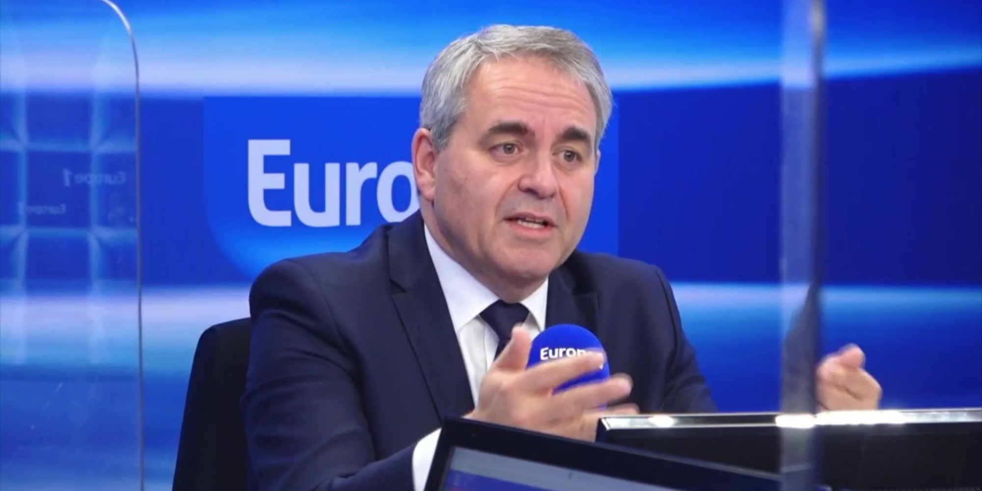 migrants les britanniques sont des hypocrites fustige xavier bertrand