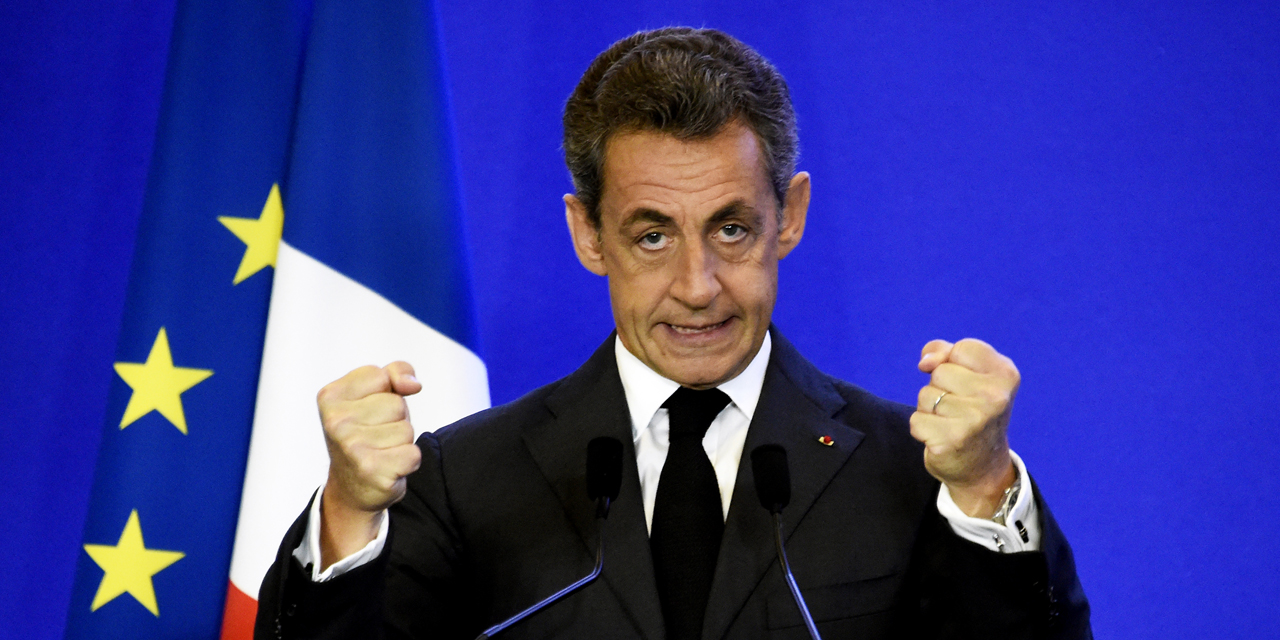 Nicolas Sarkozy Se Chaufffe Devant Ses Supporters 2016 Ne Va Pas Vous Decevoir
