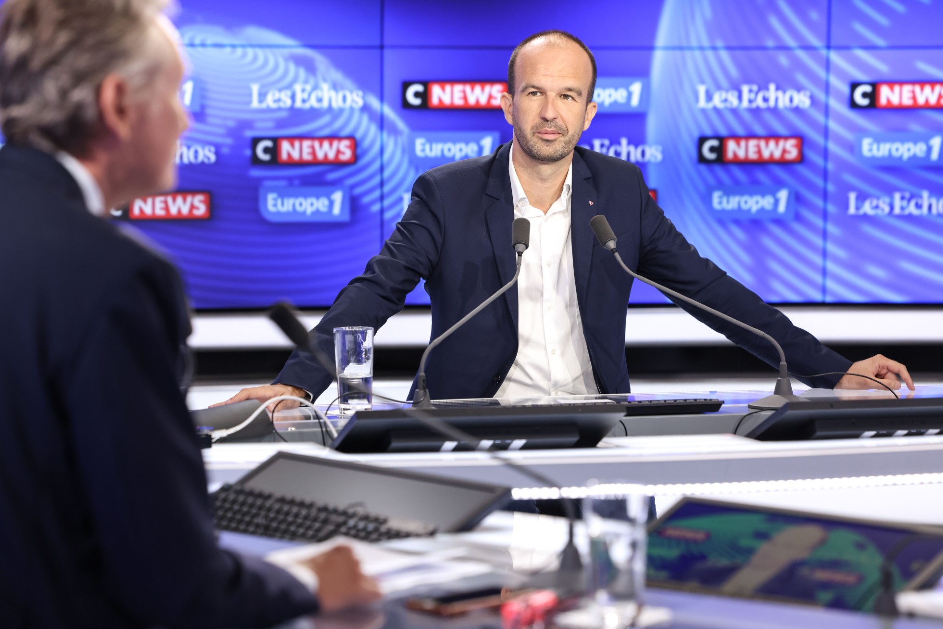«Nous allons faire avancer la procédure de destitution du président de la république», promet Manuel Bompard