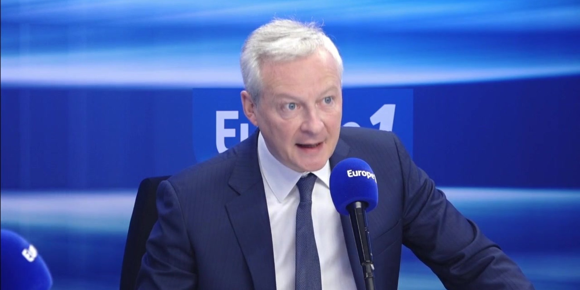 Le Pen schlägt ein „Ende der französischen Souveränität“ vor, betont Le Maire