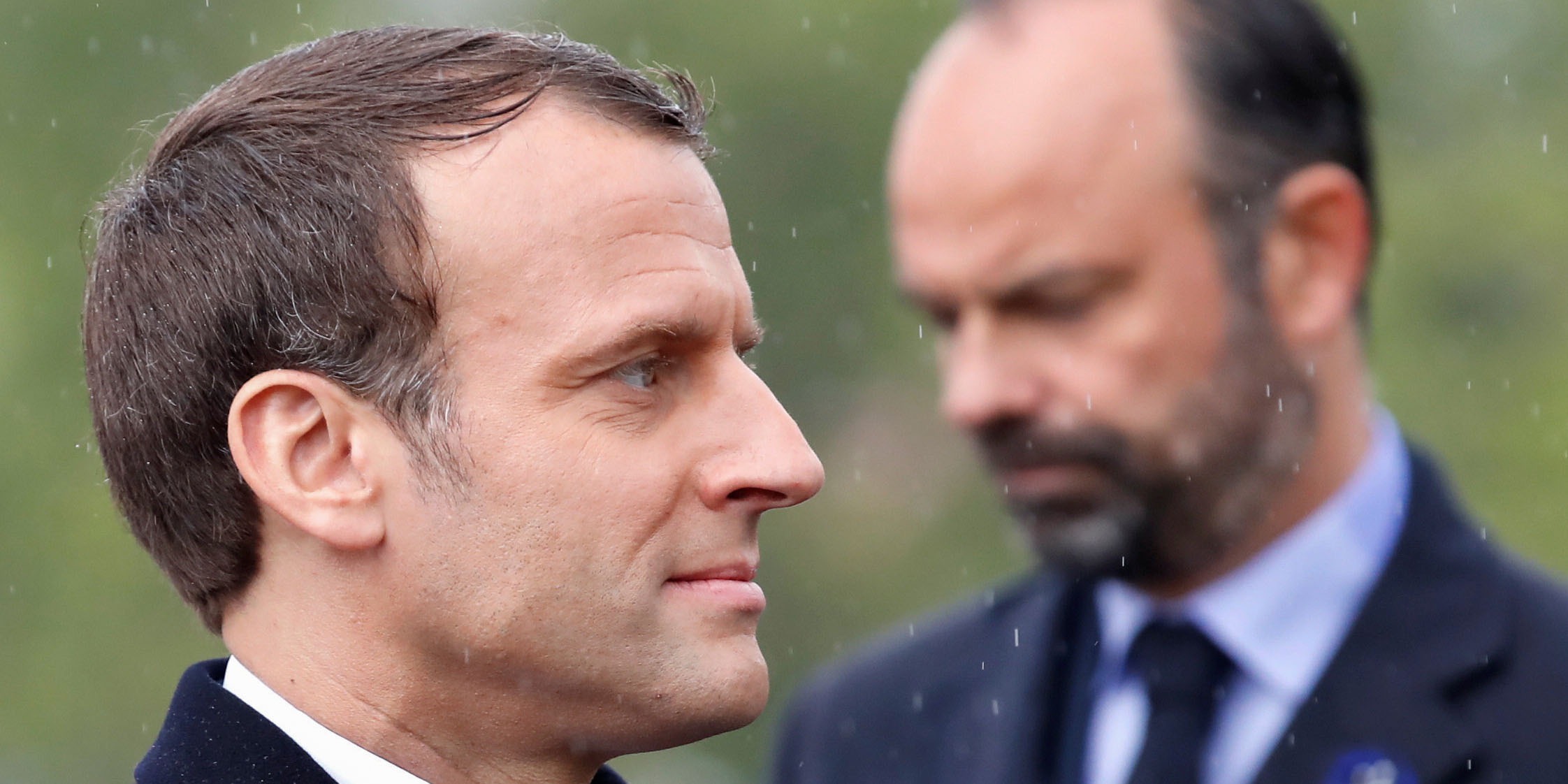 Sondages Emmanuel Macron et Edouard Philippe chutent lourdement
