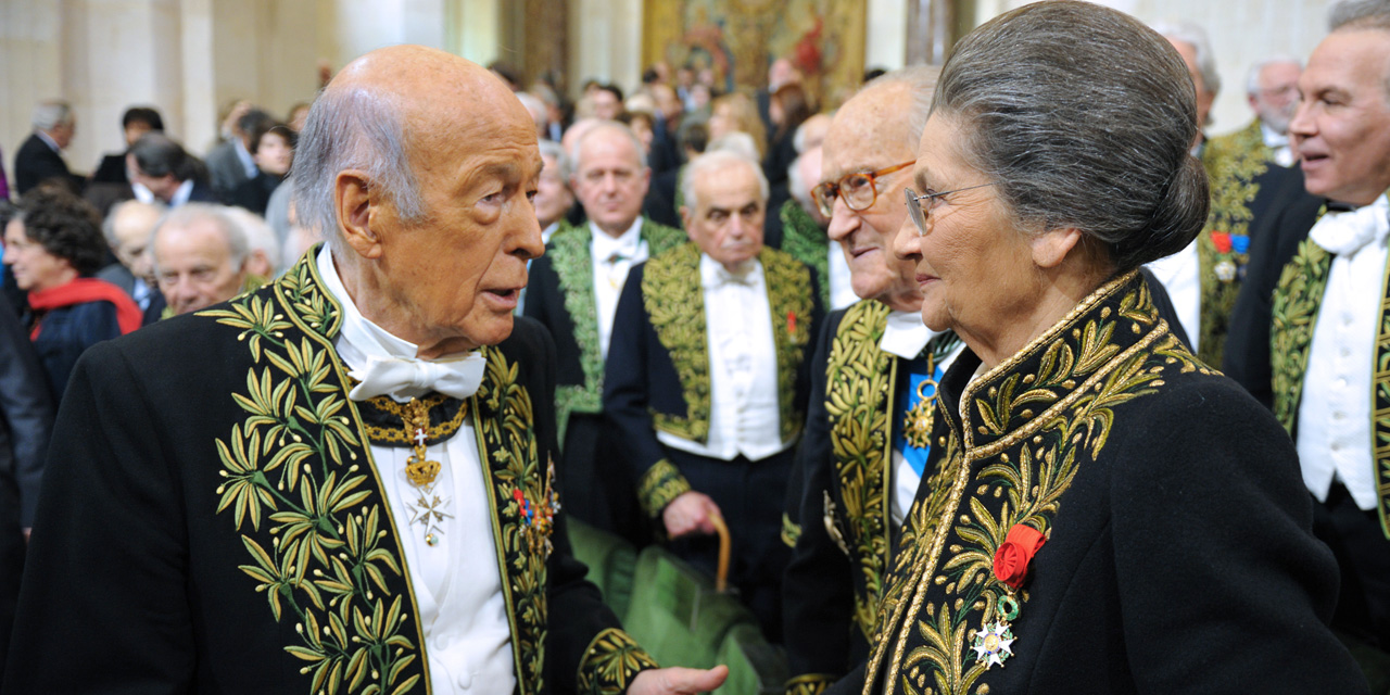 Valery Giscard D Estaing Que La Vie Exemplaire De Simone Veil Reste Une Reference