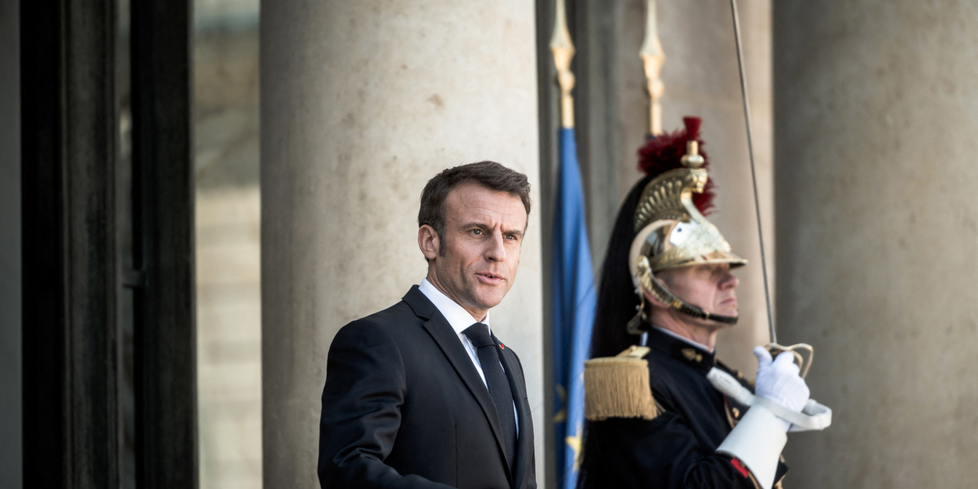 Violences : Emmanuel Macron évoque en Conseil des ministres un ...