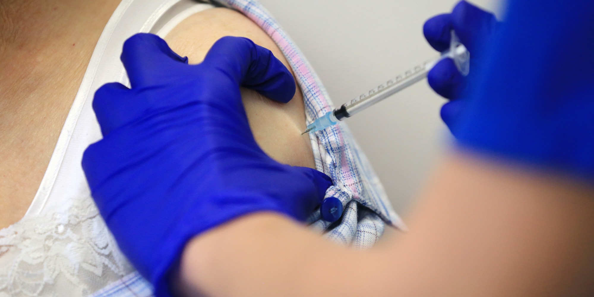 covid 19 pourquoi est il finalement conseille de decaler la deuxieme dose du vaccin