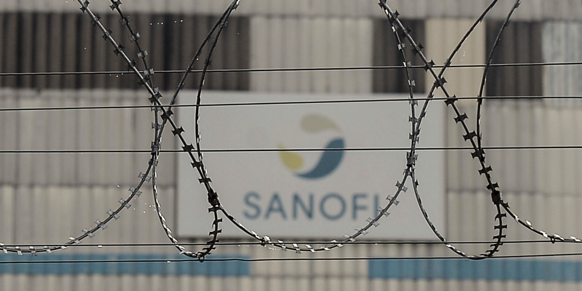 le patron de sanofi appelle a la vaccination maintenant avec les vaccins disponibles