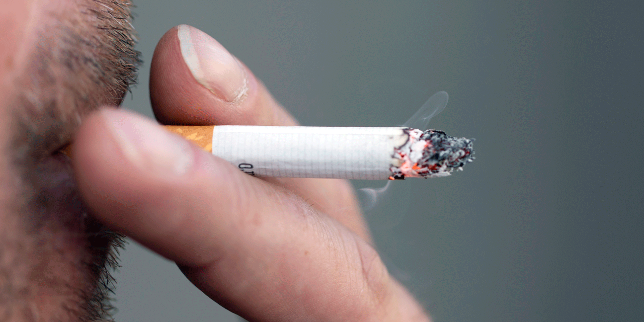 Dans La Fumée Des Joints De Ma Mère L'exposition indirecte à la fumée du tabac pourrait affecter la santé