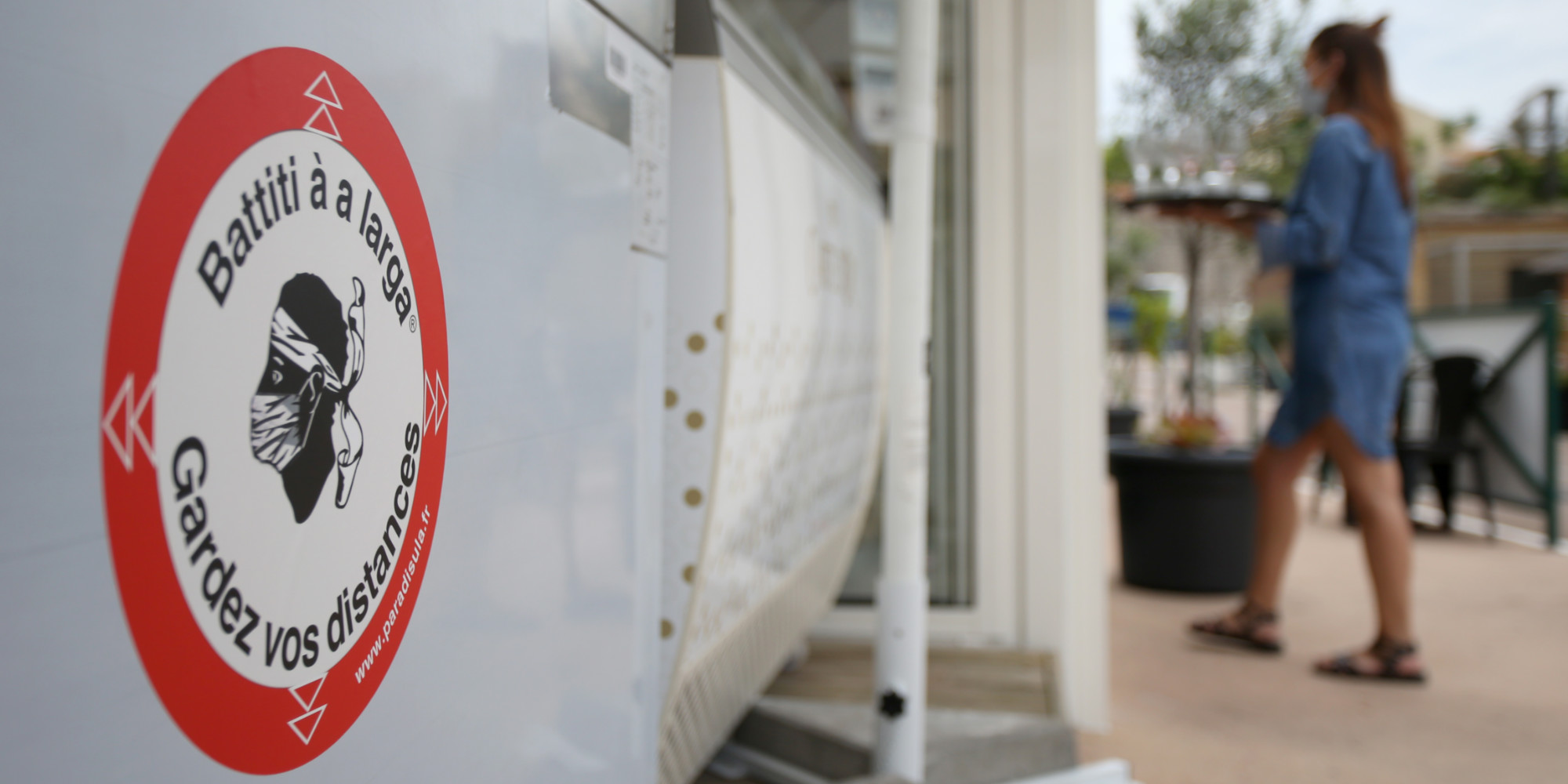 On Vit Au Jour Le Jour En Corse Face Au Covid La Pression Hospitaliere Se Renforce