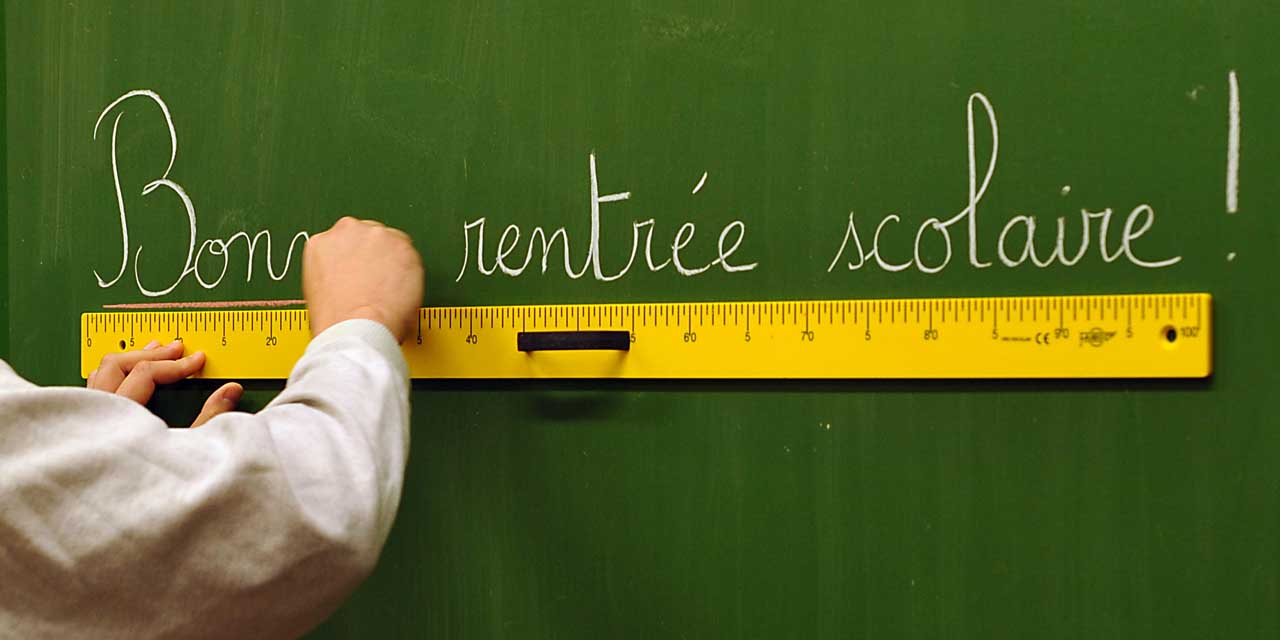 A 43 Ans Il Abandonne Sa Carriere Pour Devenir Professeur Des Ecoles J Avais Besoin D Etre Utile