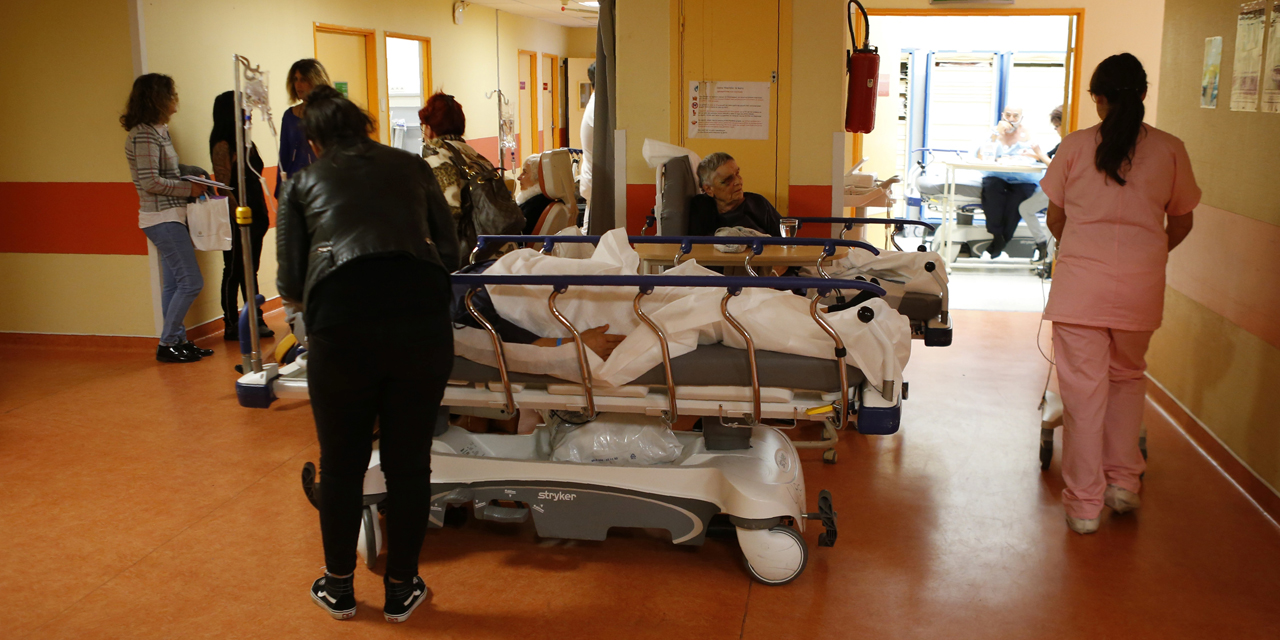 A L Hopital De Cherbourg La Fermeture Du Service D Oncologie