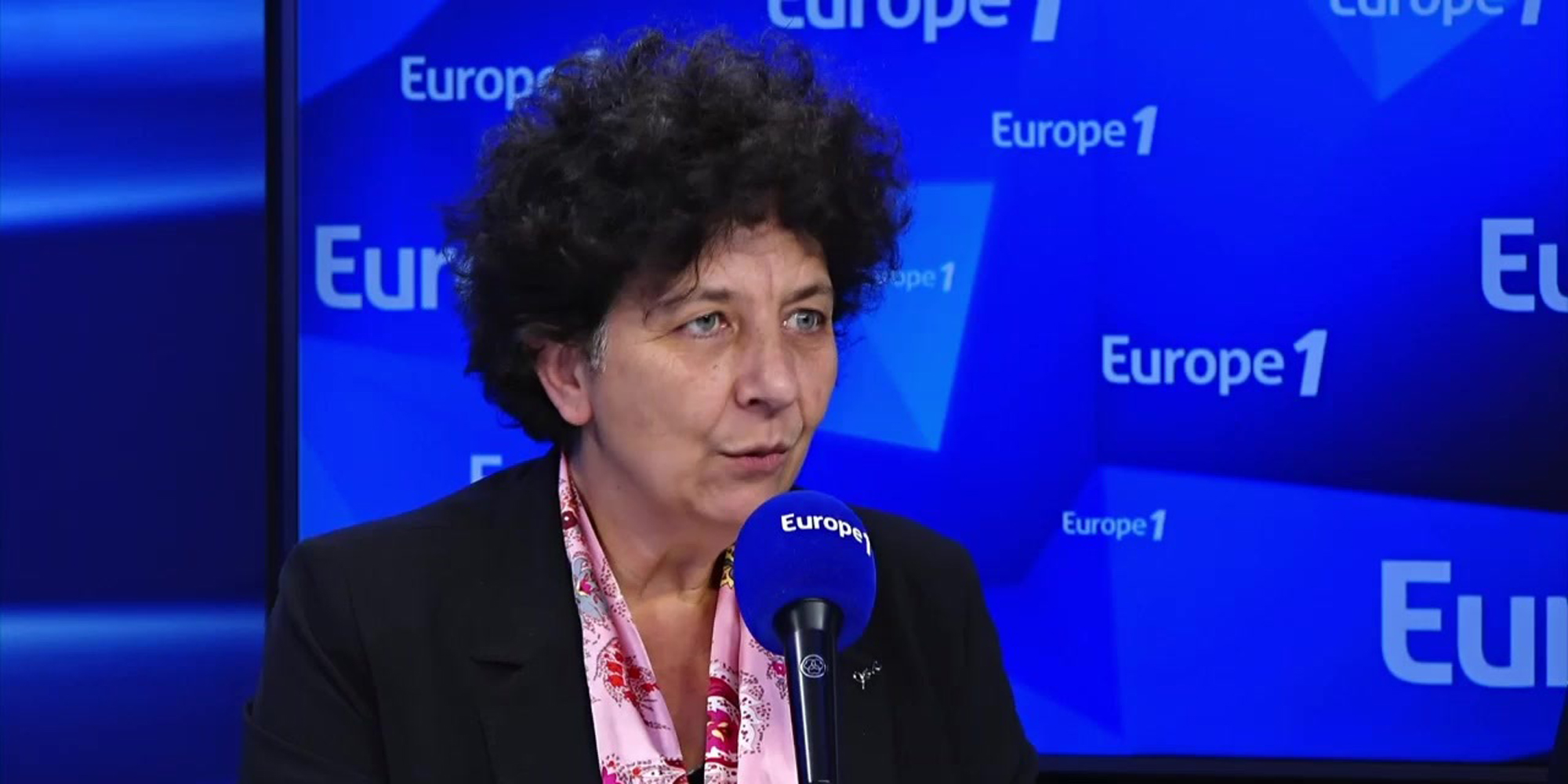 Aide De 200 Euros Pour Les Moins De 25 Ans Les Precisions