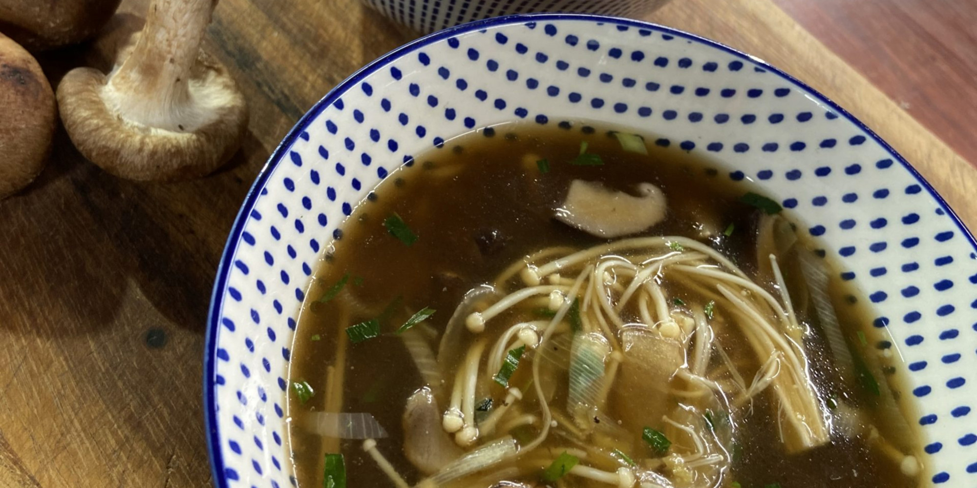 La recette du bouillon de Shiitake de Laurent Mariotte