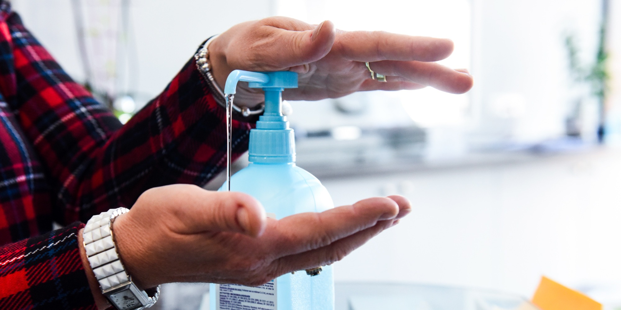 Montre gel hydroalcoolique online