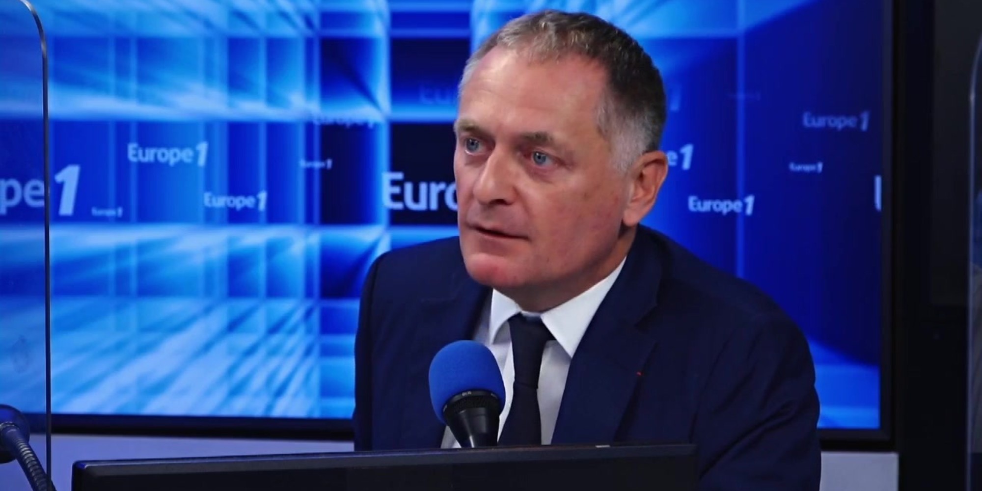 Covid 19 L Etat A Du Mal A Prendre Des Decisions Contraignantes Denonce Philippe Juvin