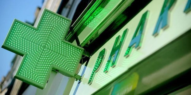 Covid : les pharmaciens demandent à vacciner même si les doses sont "en très faible quantité"