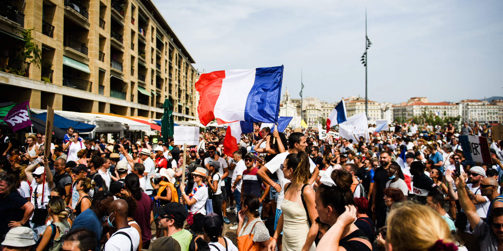 Митинг во франции