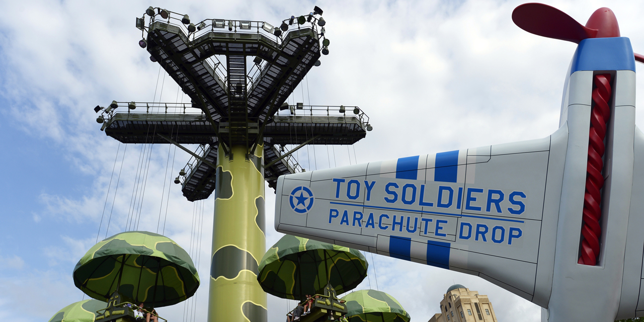 toy soldiers parachute drop