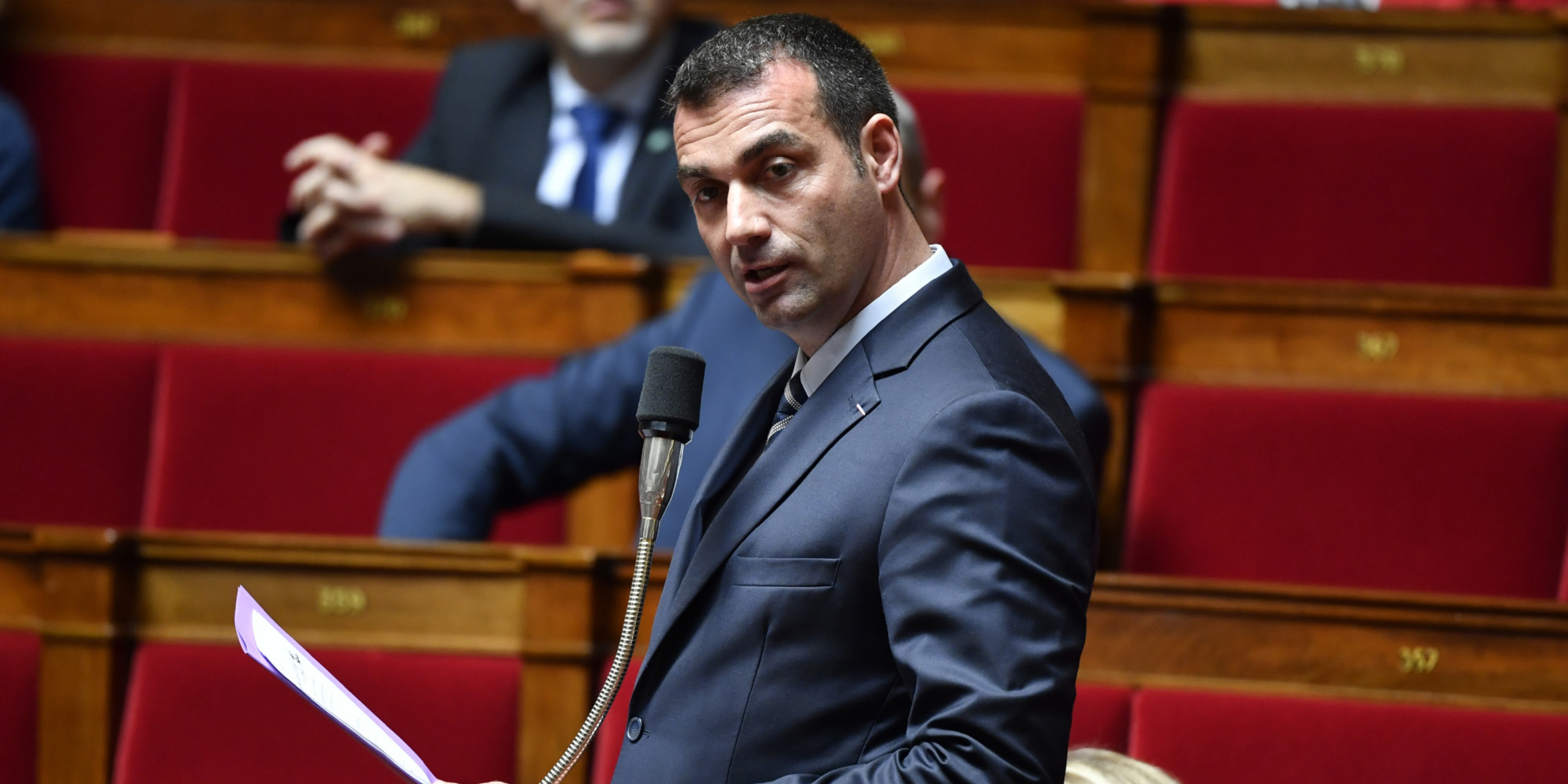 Des Dons De Conges Payes Aux Soignants Sous Forme De Cheques