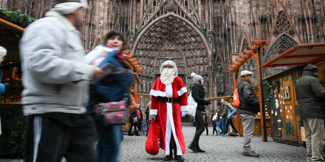 En Images Strasbourg Retrouve Son Marche De Noel Sous Haute Surveillance