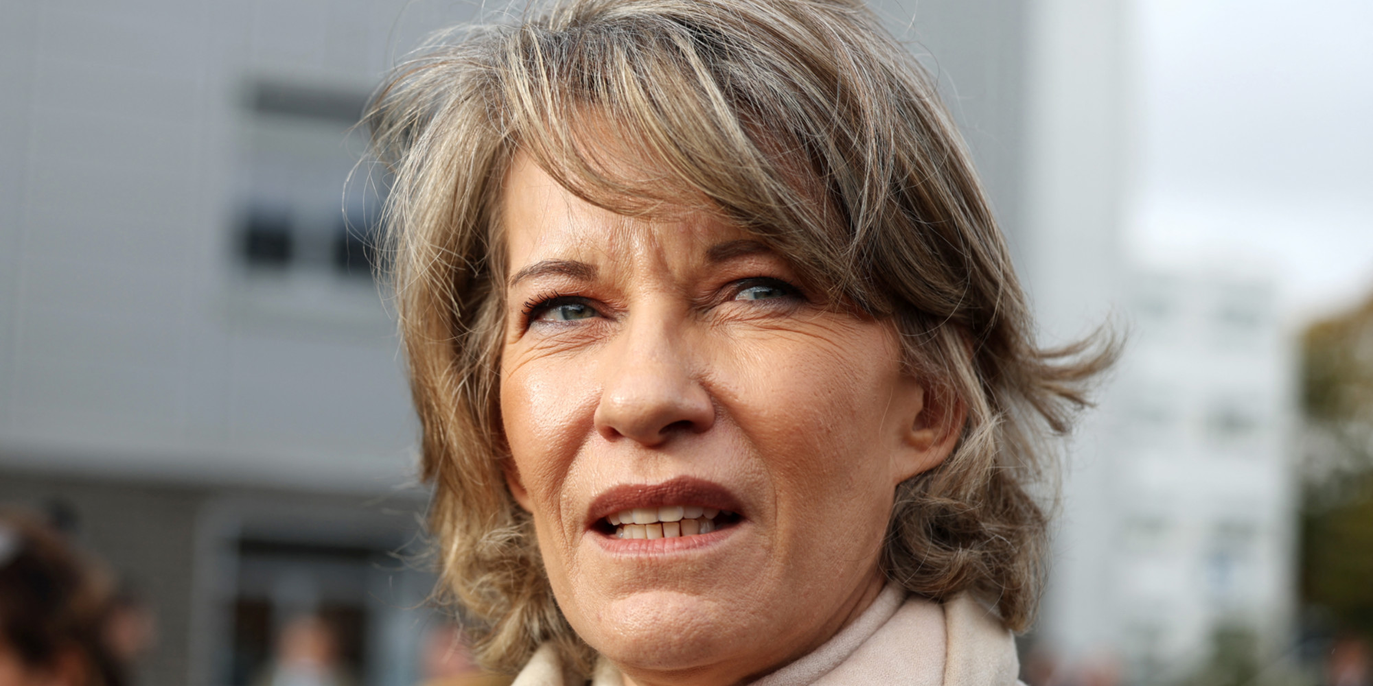 Enseignante giflée la ministre de l