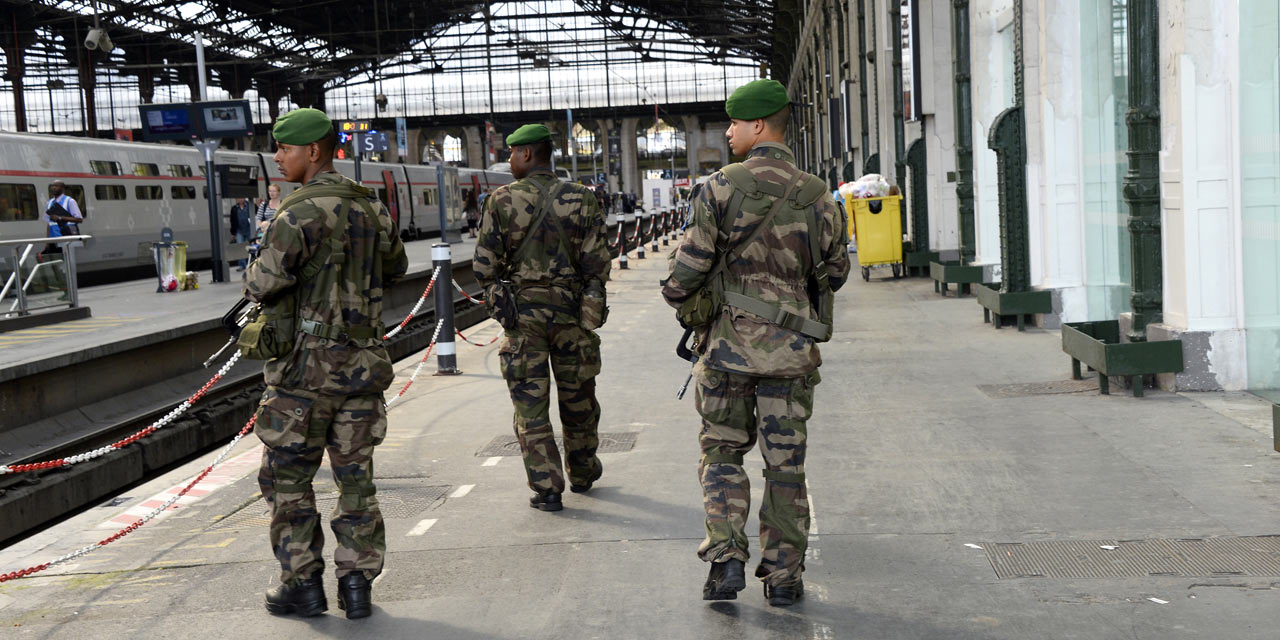 L Armee De Terre Se Reorganise Face A La Menace Terroriste