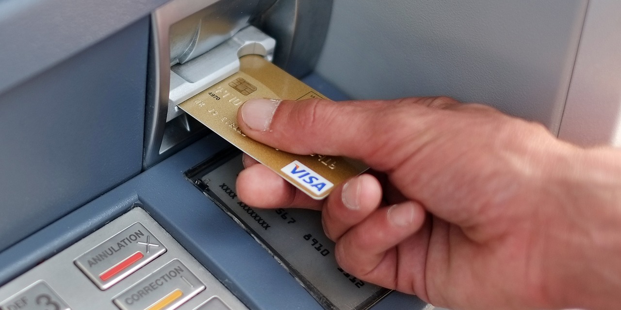 Fraude Bancaire Perceval Fraude à la carte bancaire : la plateforme Perceval démarre fort