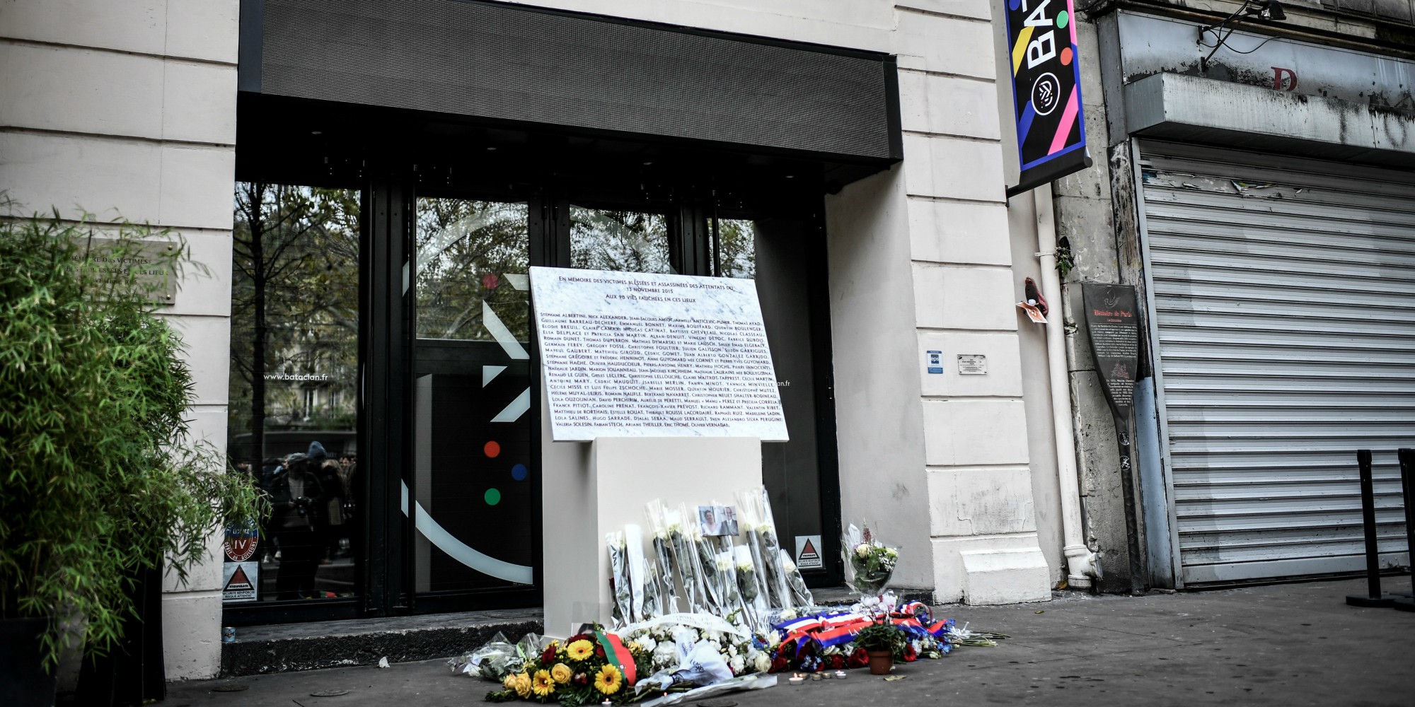 Quatre Ans Apres Les Attentats Du 13 Novembre Hommage Et Emotion Devant Le Bataclan