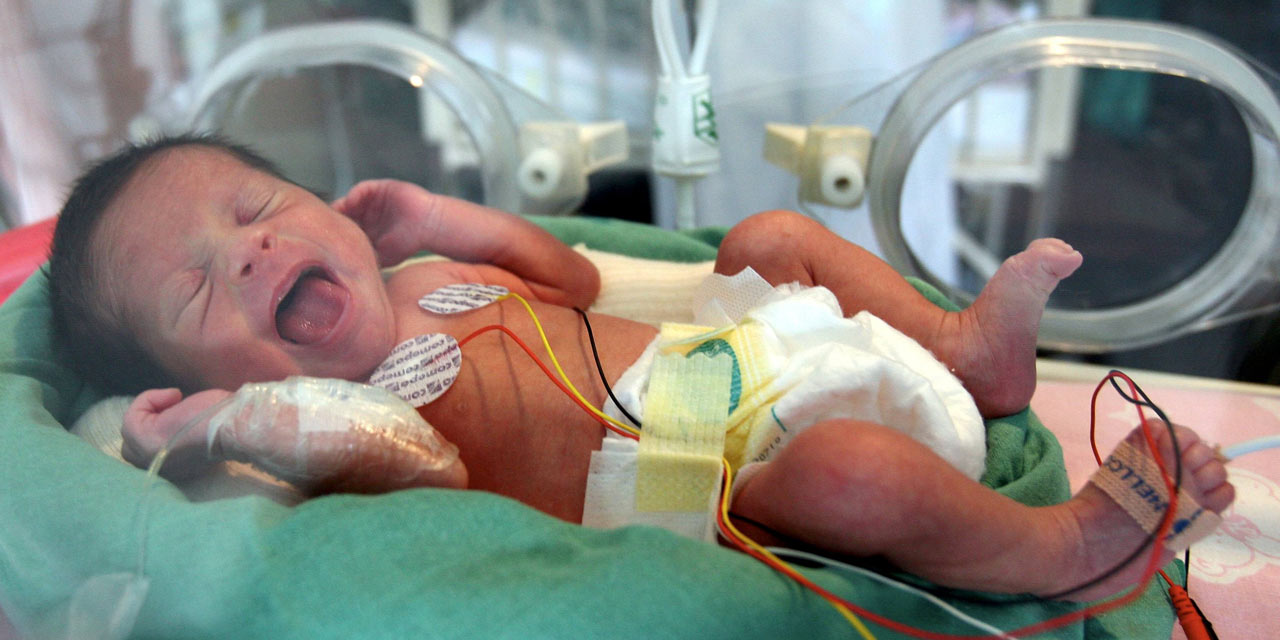 Ils Demandent L Arret Des Soins Pour Leur Bebe Premature Ils Demandent L Arret Des Soins Pour Leur Bebe Premature