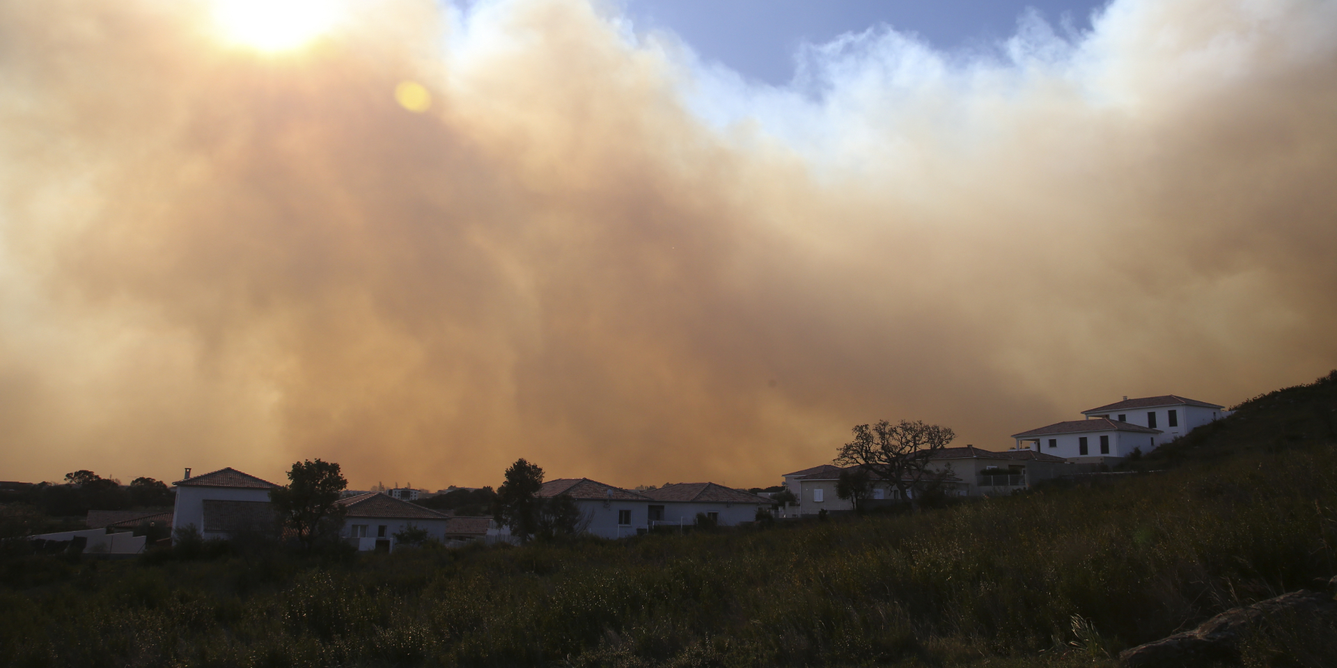Fires In Corsica The City Of Bastia Is Drowned In Smoke Teller Report