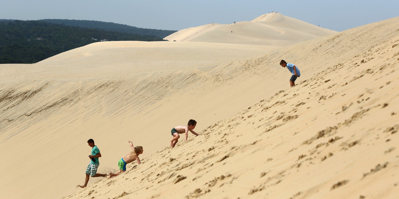 La Dune du Pilat culmine Ã  106,6 mÃ¨tres cette annÃ©e