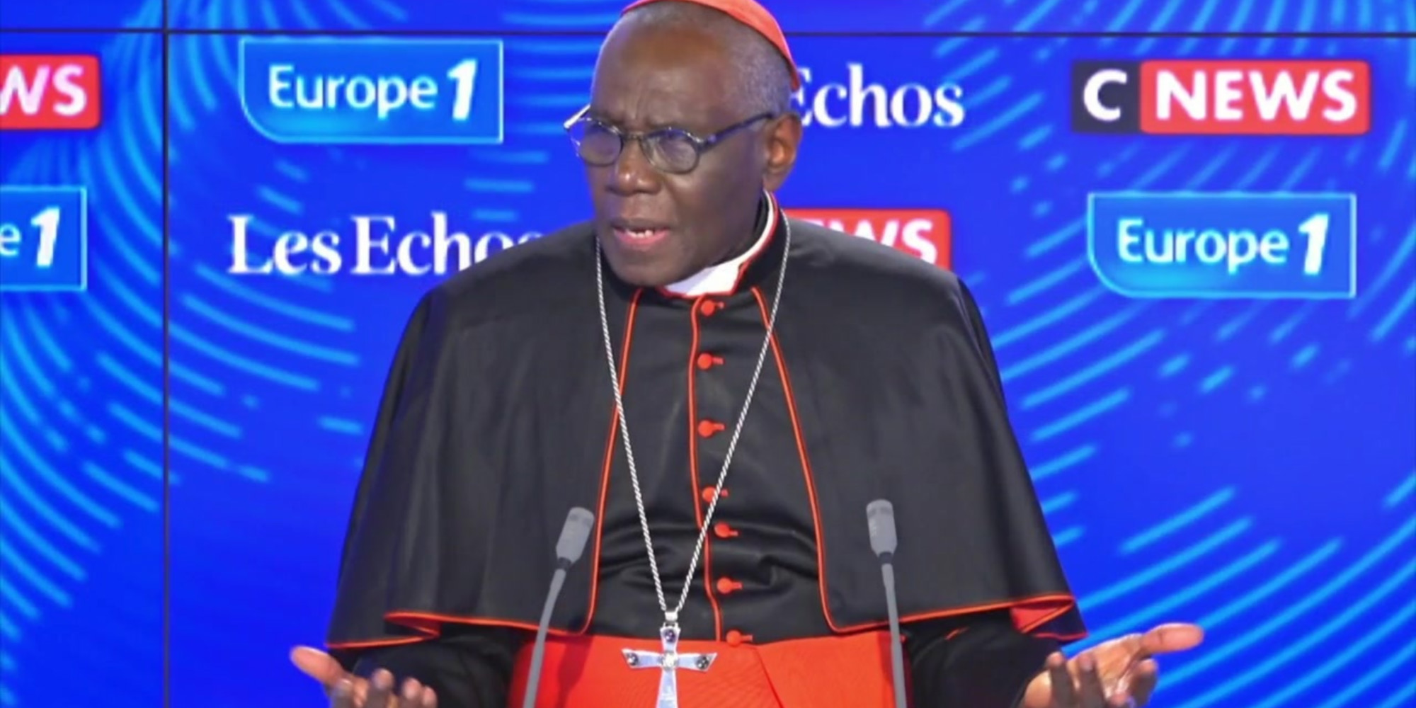 Cardinal Rbert Sarah Le cardinal Robert Sarah défend le célibat des prêtres : «C'est une ...