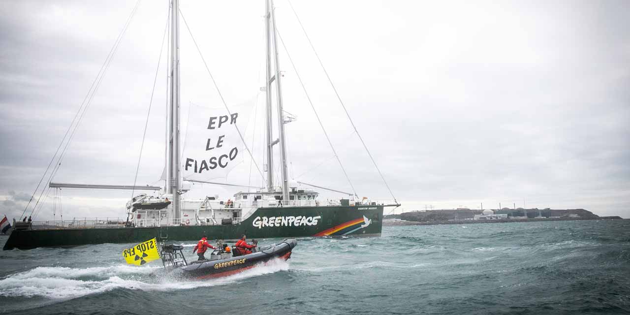 The Rainbow Warrior Iii In Front Of Flamanville To Denounce The