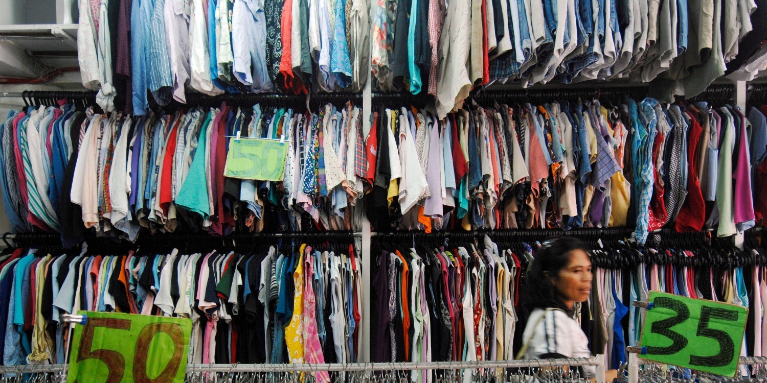L\'écoscore des vêtements déployé à l\'automne pourrait devenir obligatoire en 2025