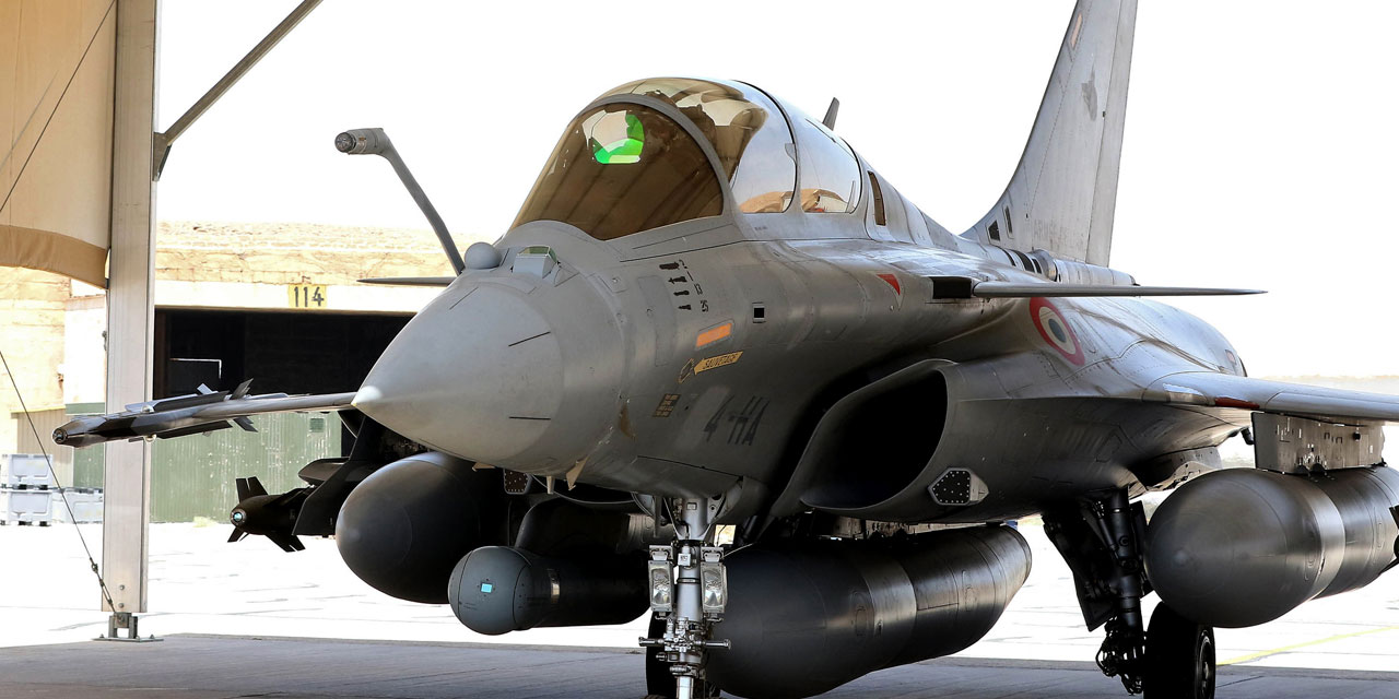 Les Avions Militaires Francais Ne Volent Pas Assez