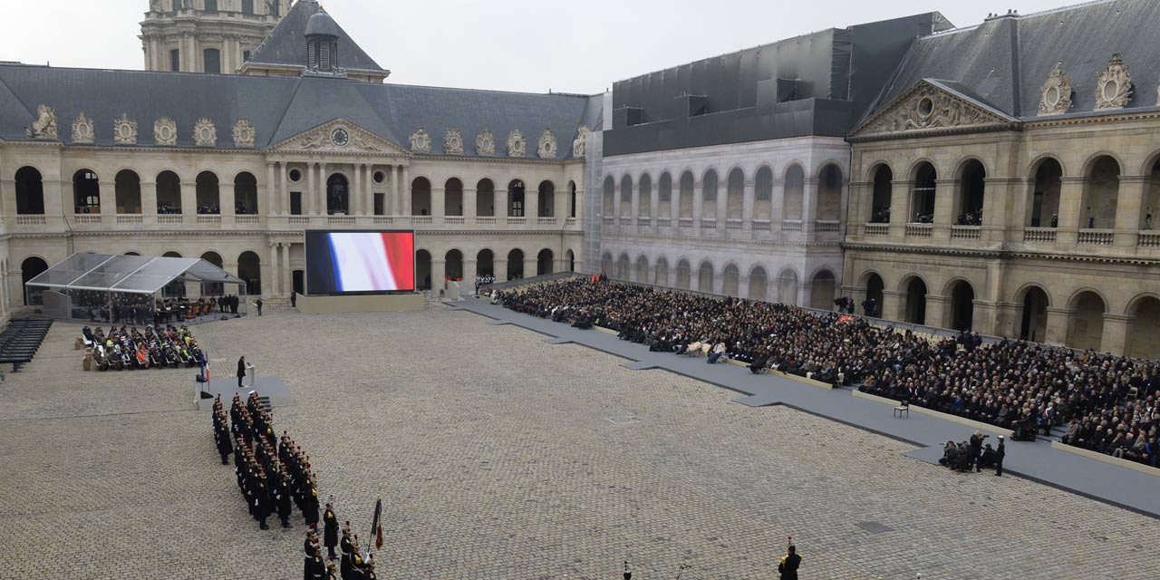 Les Temps Forts De La Ceremonie D Hommage National Aux Invalides