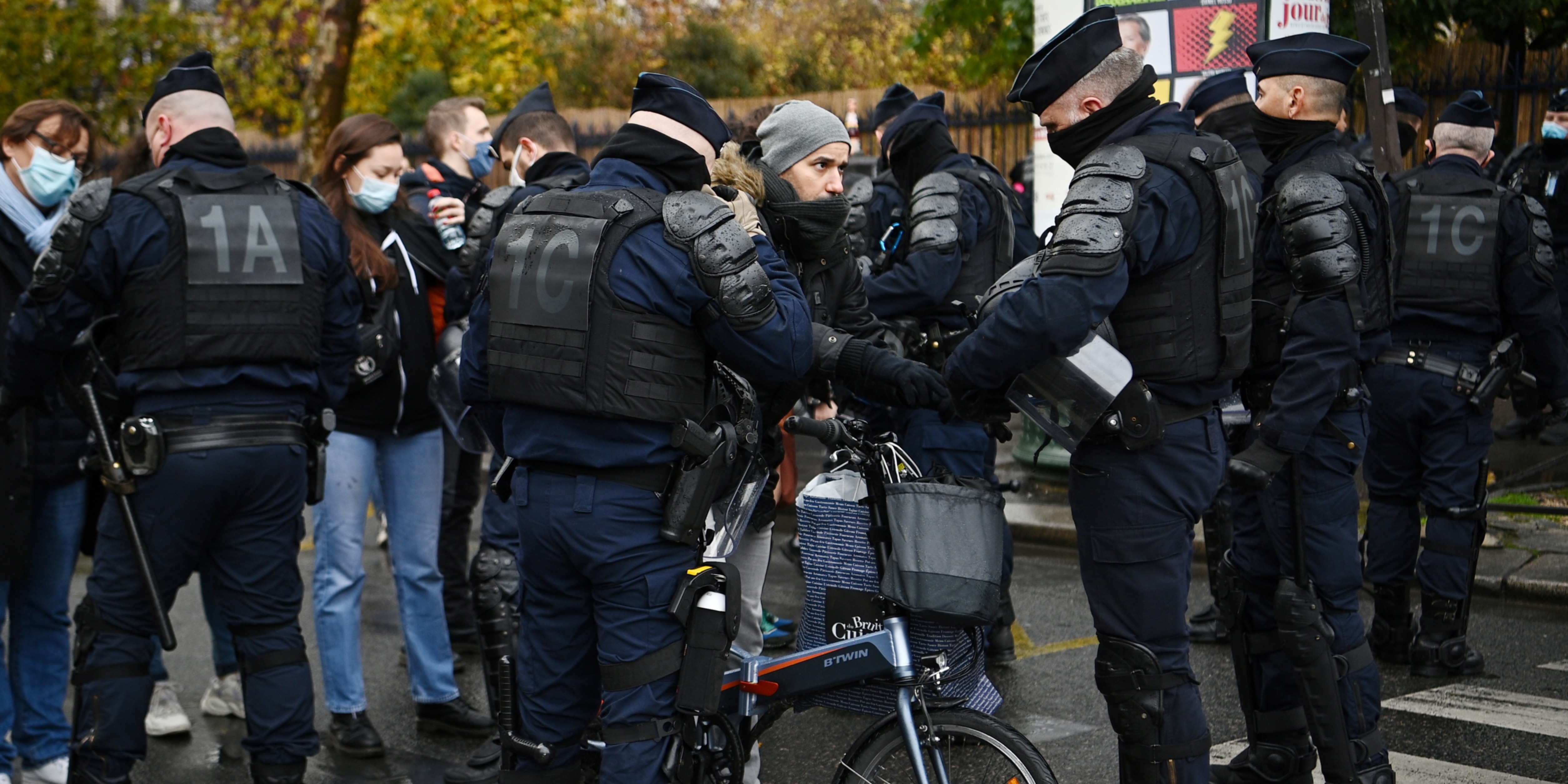 La Protection Des Libertes Defense Et Securite Manifestation pour "la défense des libertés" : important dispositif de
