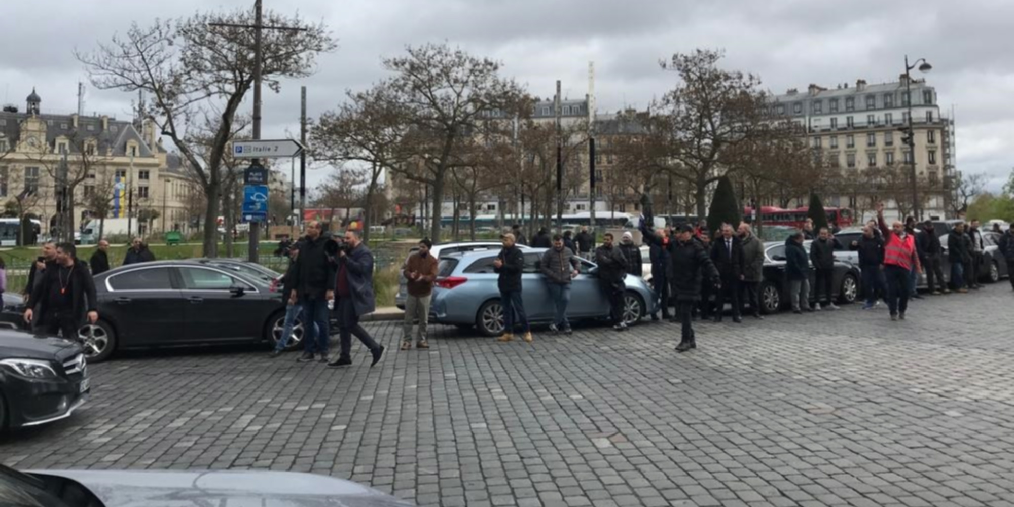 Mobilisation des VTC à Paris «On est pris à la