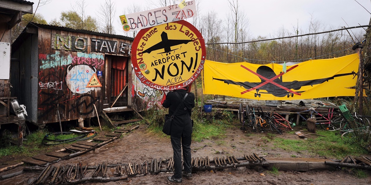 NotreDamedesLandes un référendum, trois questions